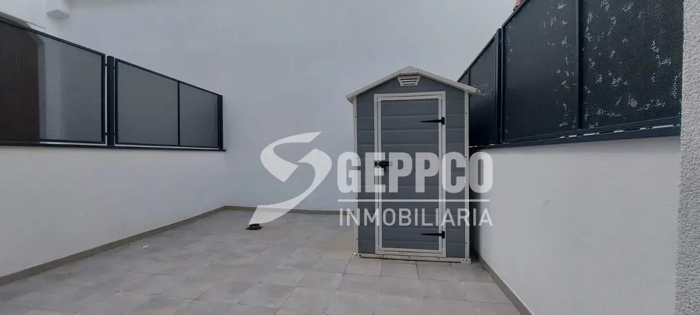 Calle Mallorca, San Sebastián de los Reyes, MAD 28703 - Unit Puerta H -  - Interior Photo - Image 2 of 2
