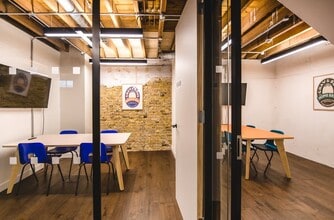 5-6 Grays Brewery Yard, Chelmsford to rent Interior Photo- Image 2 of 4