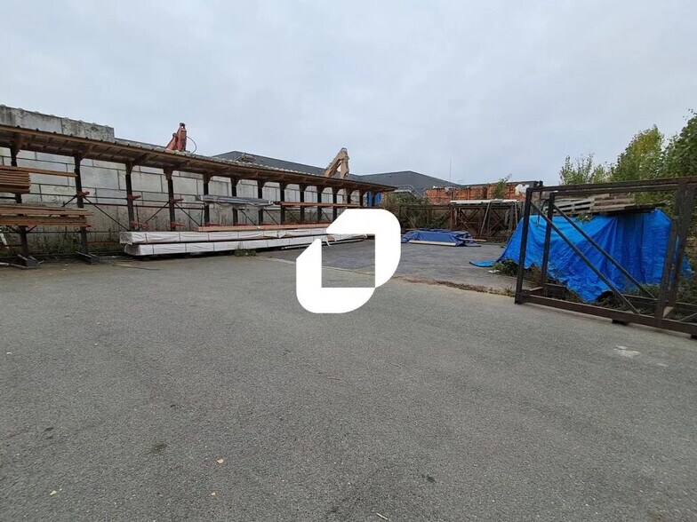 151 Rue Des Famards, Fretin to rent - Construction Photo - Image 2 of 9