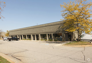 50220-50230 Dennis Industrial Ct, Wixom, MI for rent Primary Photo- Image 1 of 5