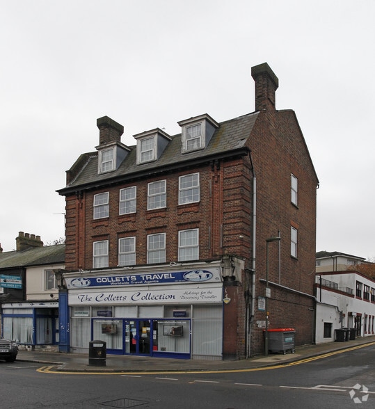 79 Brent St, London to rent - Building Photo - Image 2 of 3