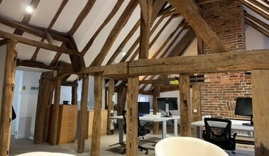 73-73A High St, Battle to rent Interior Photo- Image 1 of 6