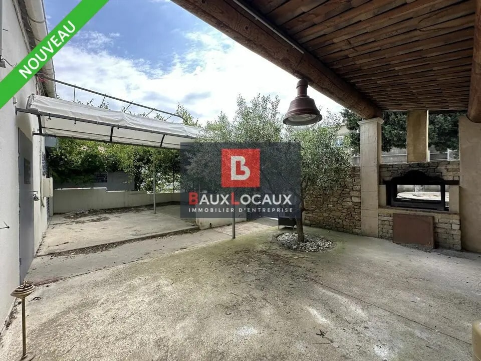 Location Commerce 150 m² - Photo 1