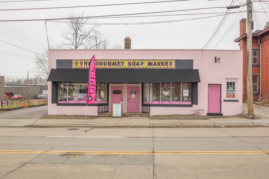 37917 Vine St, Willoughby, OH for sale - Building Photo - Image 1 of 1