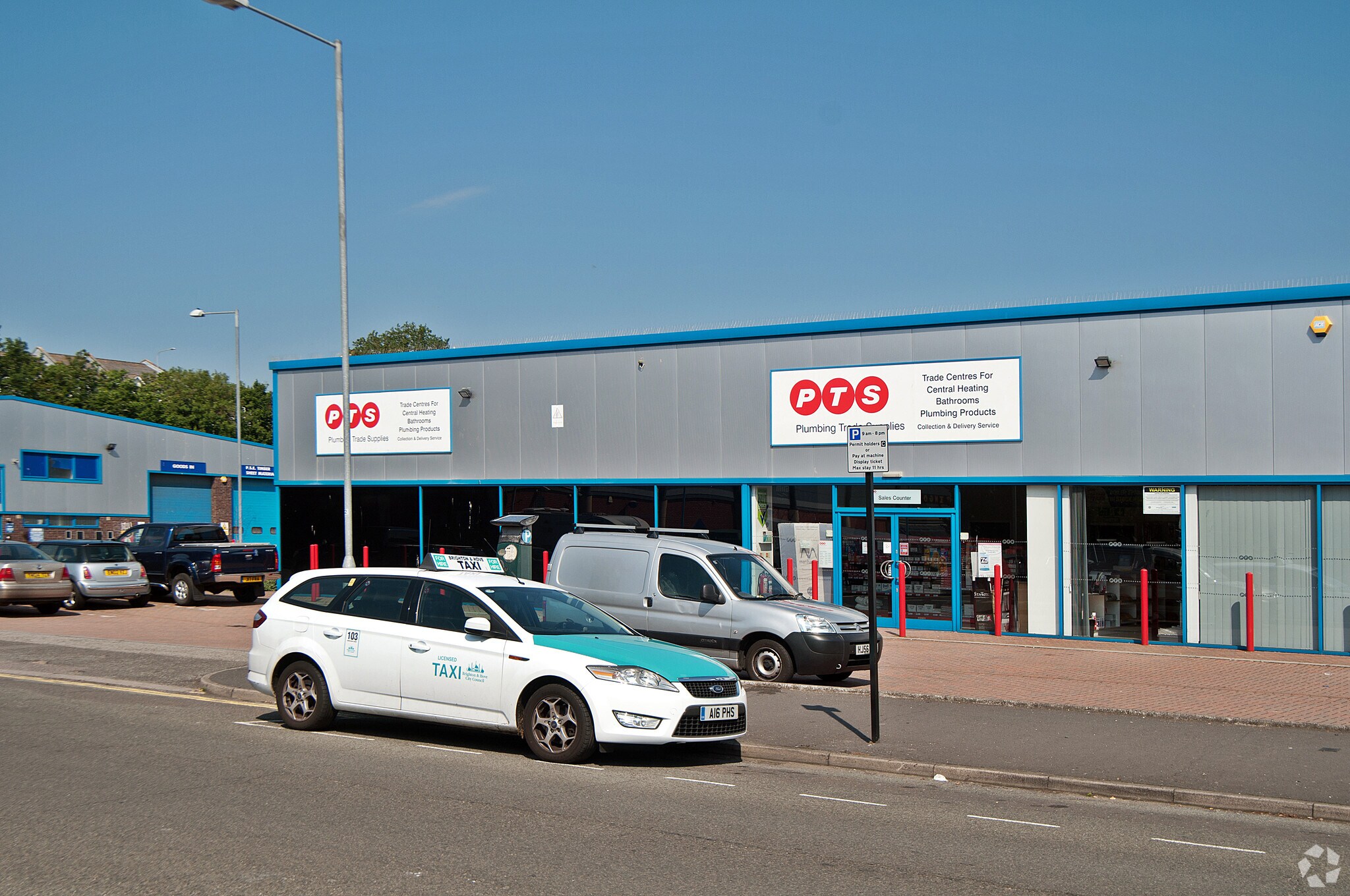 3A-4C Stevenson Rd, Brighton to rent Primary Photo- Image 1 of 9