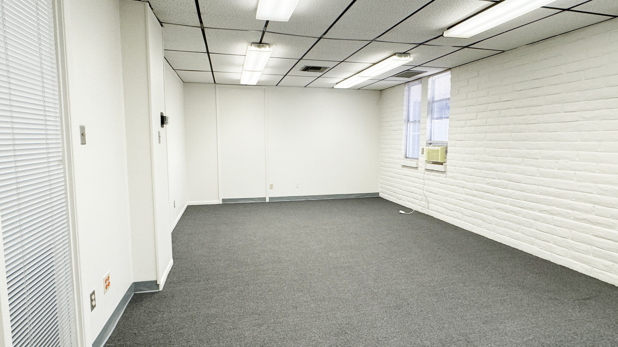 1401 Montana Ave, El Paso, TX for rent Building Photo- Image 1 of 1