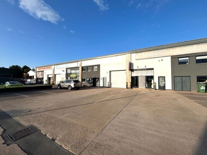 Unit G4 Marley Way, Banbury to rent - Building Photo - Image 1 of 7