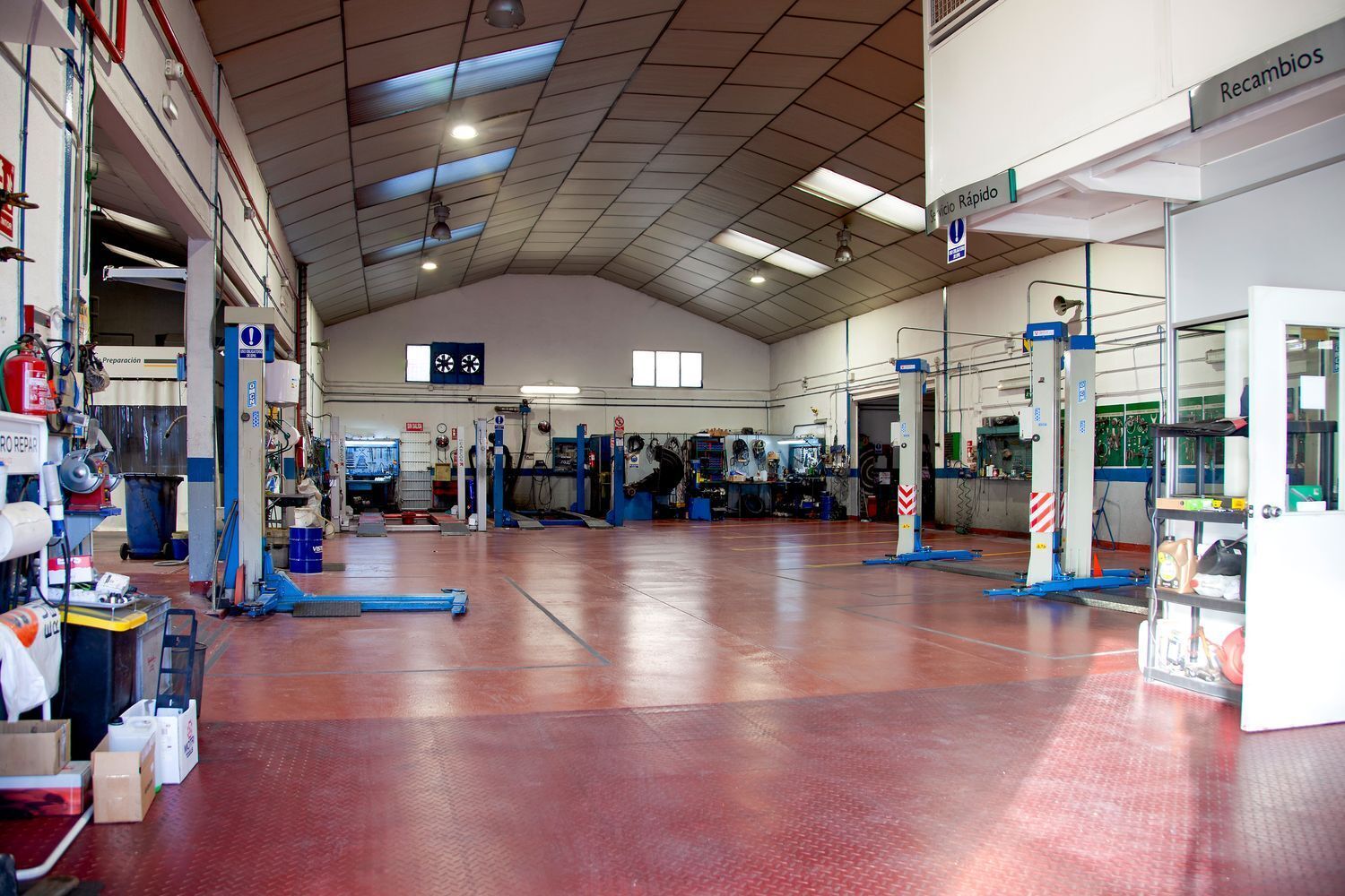 Calle Galileo, 1-5, Fuenlabrada, Madrid to rent Interior Photo- Image 1 of 40
