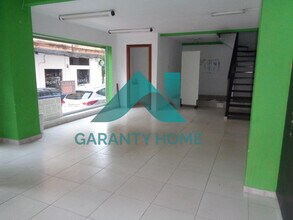 Retail in Cáceres, Cáceres to rent Interior Photo- Image 1 of 8