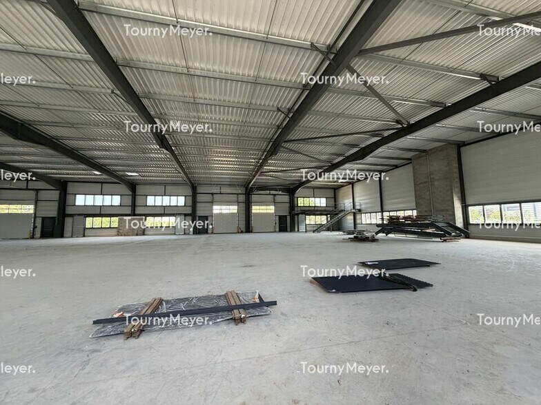7 Chemin Des Genêts, Portet-sur-Garonne for sale - Building Photo - Image 2 of 8