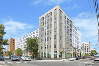 4301 Chestnut St, Philadelphia, PA for rent Building Photo- Image 1 of 7