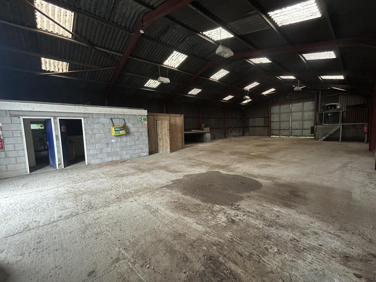 Highways Depot, Llanbrynmair to rent Interior Photo- Image 1 of 6