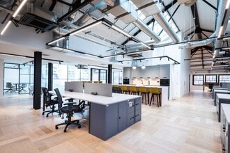 197-205 City Rd, London to rent Interior Photo- Image 1 of 1