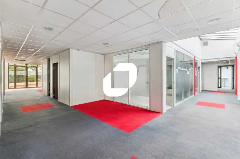 Vente Bureaux 453 m² - Photo 1