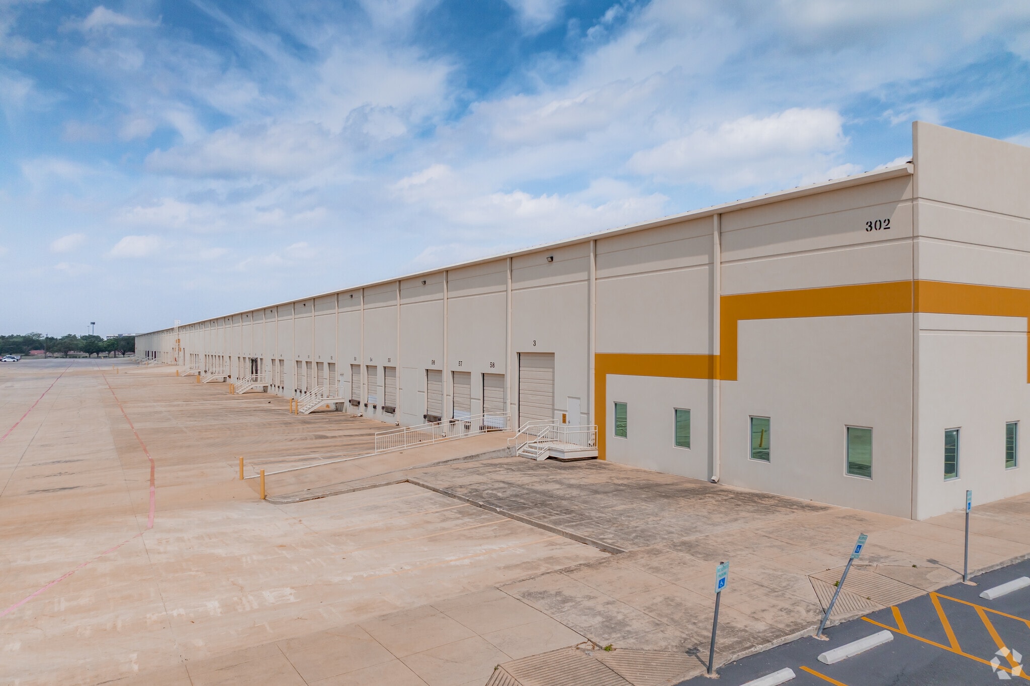 302 Tayman St, San Antonio, TX to rent Building Photo- Image 1 of 7