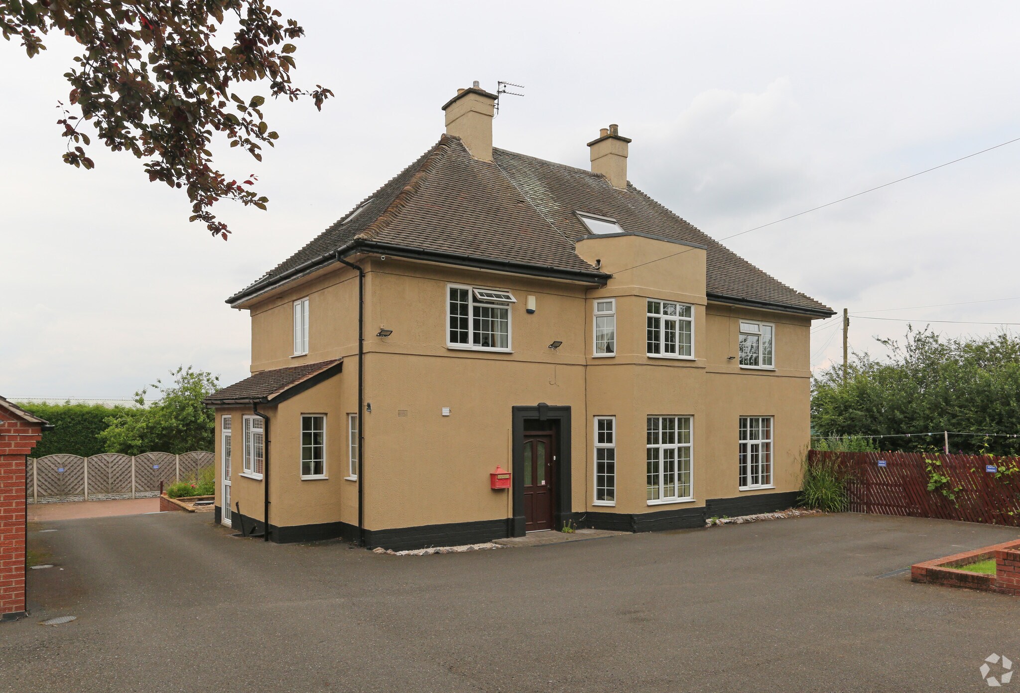 53 Ashby Rd, Shepshed for sale Primary Photo- Image 1 of 1
