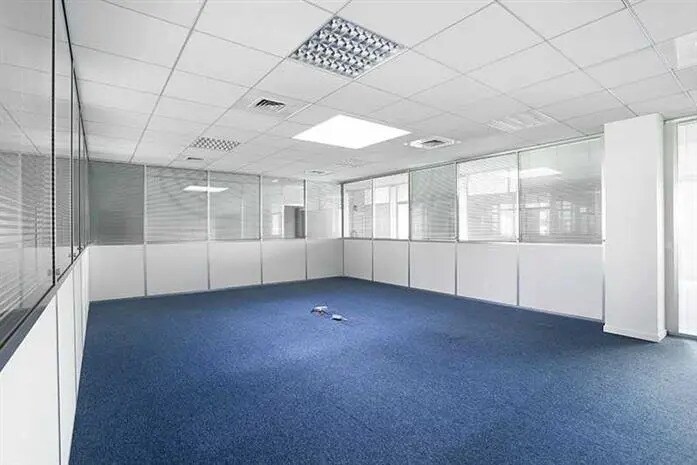 Office in Rungis to rent - Interior Photo - Image 2 of 5