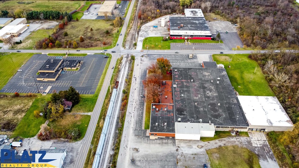 8401 Southern Blvd, Boardman, OH for rent - Building Photo - Image 3 of 15