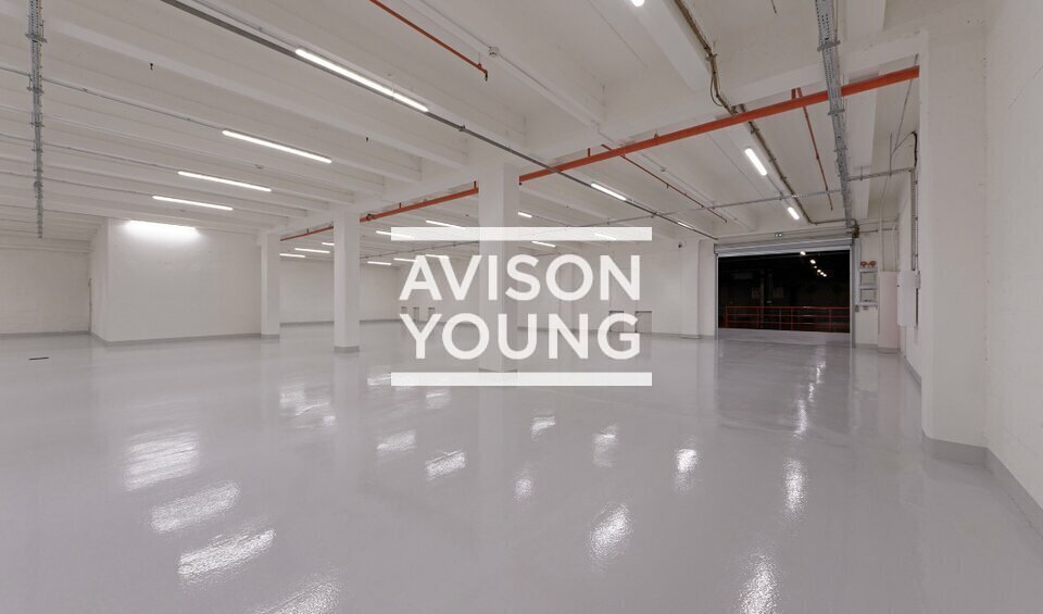 Industrial in Paris to rent Interior Photo- Image 1 of 4