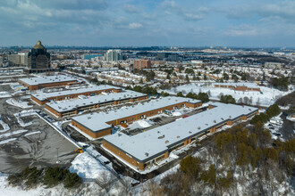 445 Milner Ave, Toronto, ON - aerial  map view