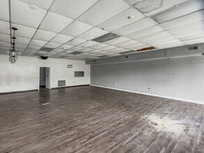 4628 University Blvd E, Tuscaloosa, AL for rent Building Photo- Image 1 of 11