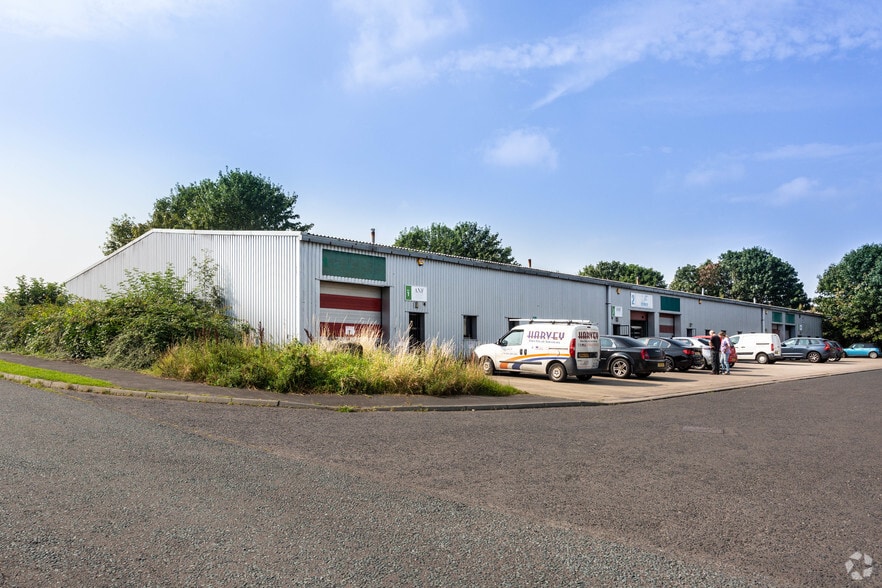 1-5 Darlington Rd, Shildon to rent - Building Photo - Image 1 of 1
