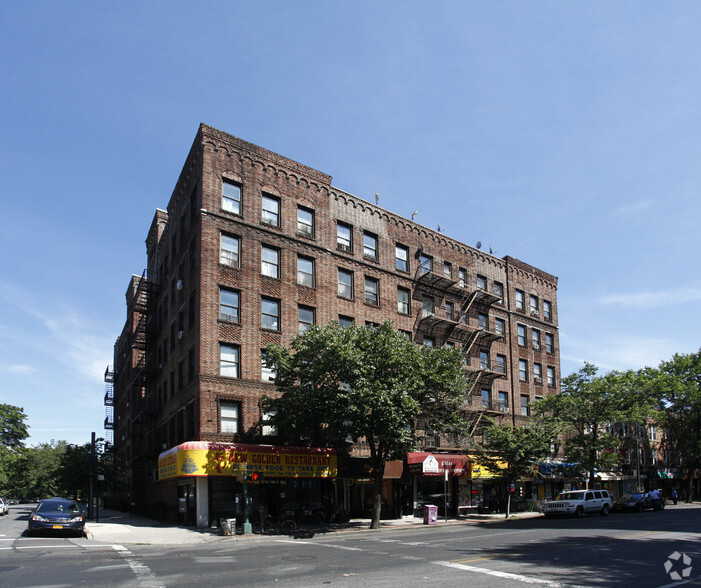 581 Flatbush Ave, Brooklyn, NY for rent - Primary Photo - Image 1 of 4