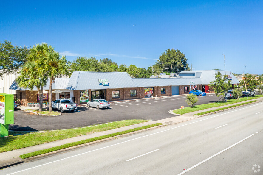 1220 W New Haven Ave, Melbourne, FL for rent - Building Photo - Image 2 of 5