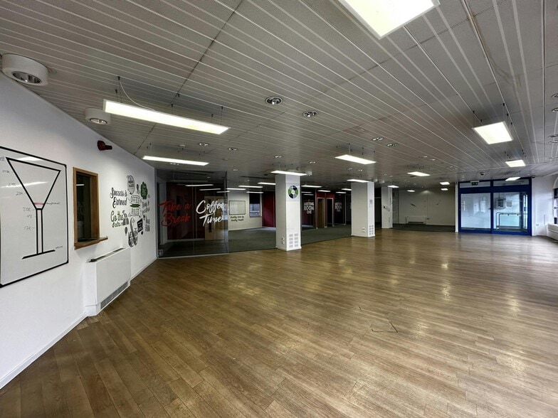 St Nicholas St, Worcester to rent - Building Photo - Image 3 of 11