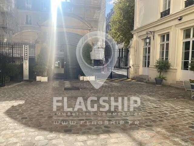 Location Bureaux 155 m² - Photo 1