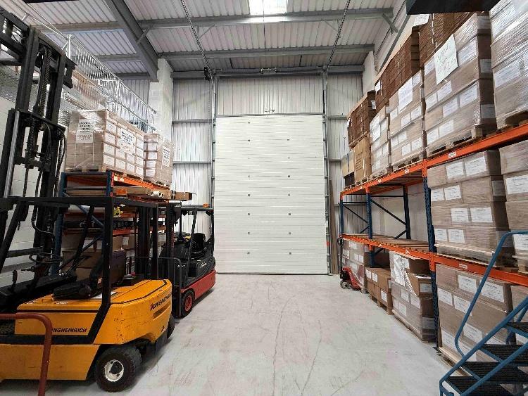 Tunstall Trade Park, Stoke On Trent to rent - Interior Photo - Image 2 of 8