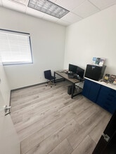 600 S Dobson Rd, Chandler, AZ to rent Interior Photo- Image 2 of 9