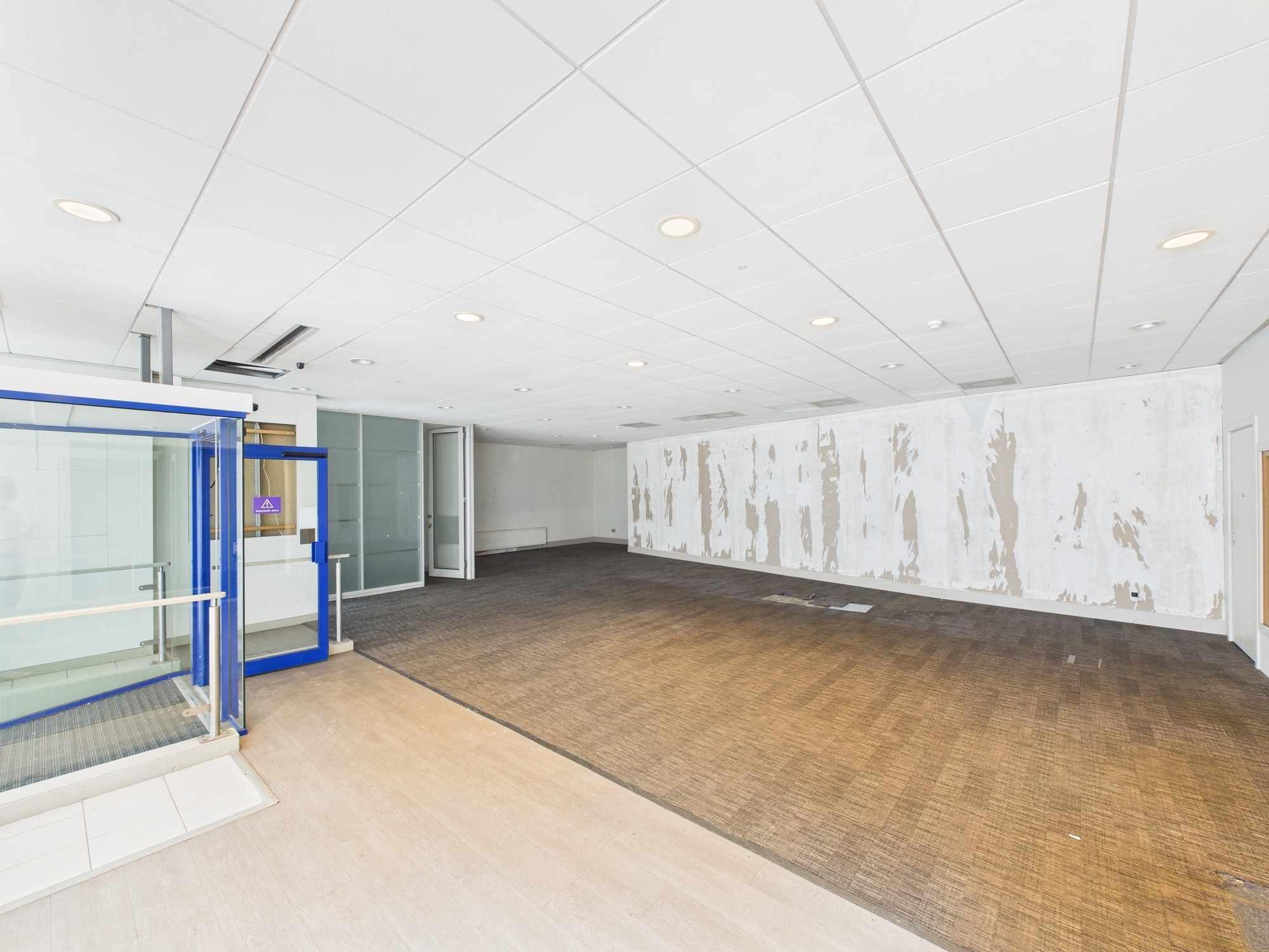 88-90 Main St, Rutherglen to rent Interior Photo- Image 1 of 3