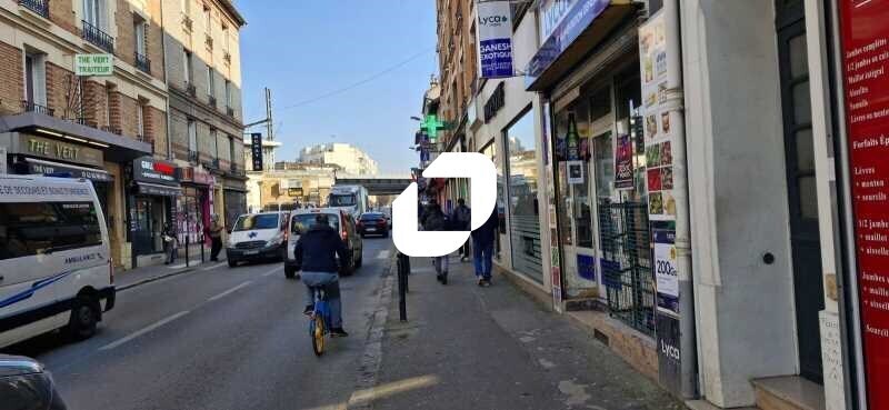 Retail in Gagny for sale Building Photo- Image 1 of 2