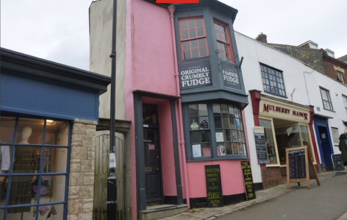 9 Broad St, Lyme Regis for sale Primary Photo- Image 1 of 1