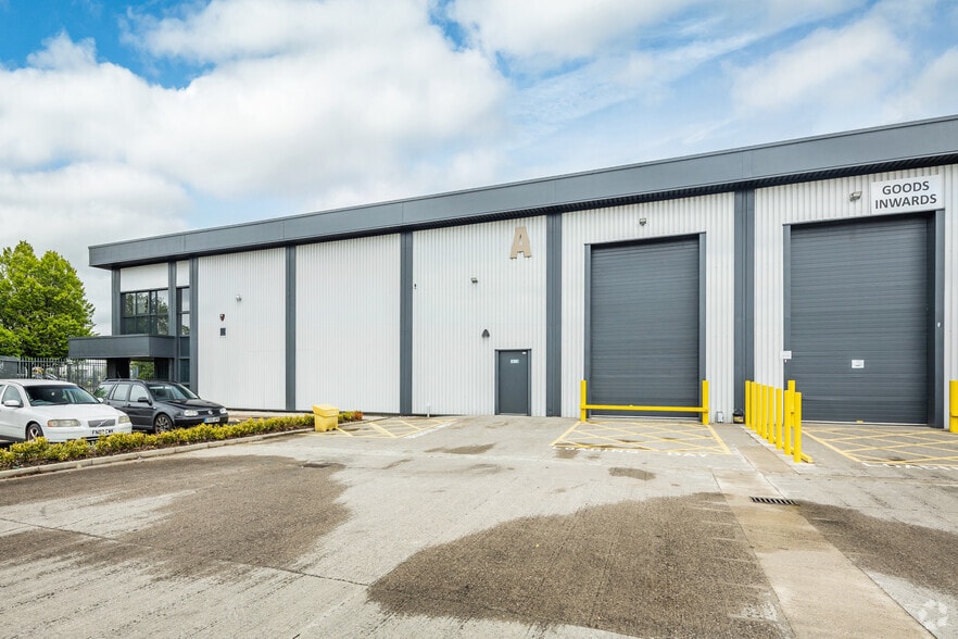Marshall Stevens Way, Manchester to rent - Building Photo - Image 3 of 10