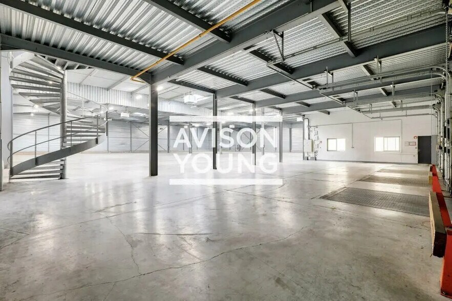 Light Industrial in Villeparisis to rent - Building Photo - Image 3 of 7