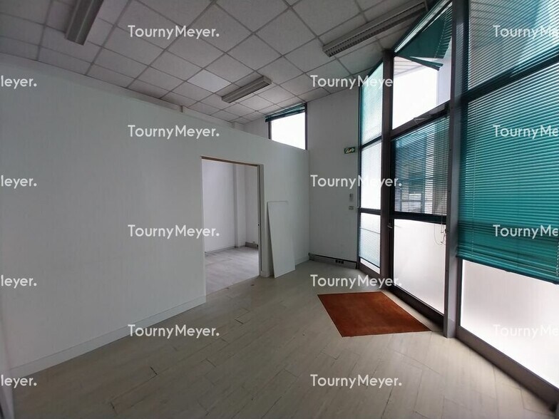 71 Rue Ampère, Labège to rent - Interior Photo - Image 3 of 8