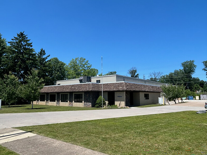 25800 First St, Westlake, OH for rent - Building Photo - Image 2 of 13