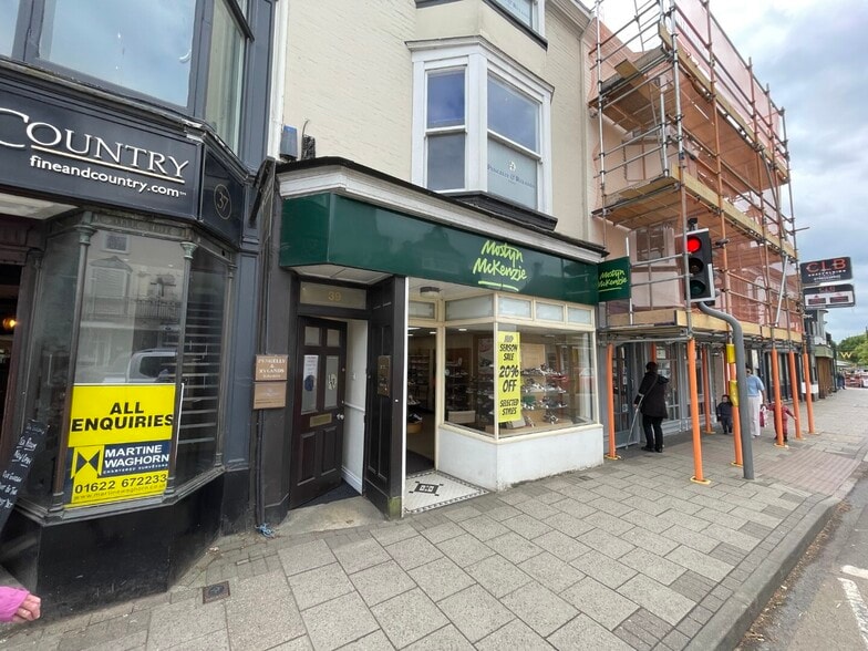 39 High St, Tenterden to rent - Building Photo - Image 1 of 3
