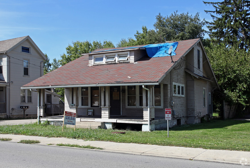 1956 Fairgrove Ave, Hamilton, OH for sale - Building Photo - Image 2 of 2