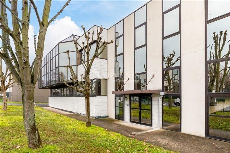 1113 Rue Des Hautes Pâtures, Nanterre to rent - Building Photo - Image 3 of 10