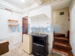 Retail in Madrid, Madrid to rent Interior Photo- Image 2 of 12