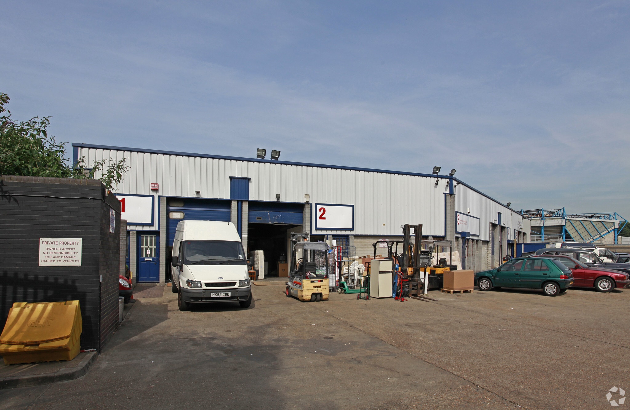 Surrey Canal Rd, London for sale Primary Photo- Image 1 of 1