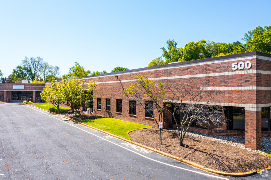 500 Enterprise Dr, Horsham, PA for rent - Building Photo - Image 1 of 6