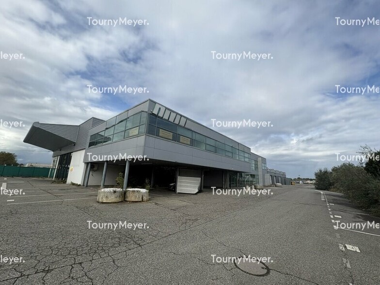 2 Avenue De La Gare, Portet-sur-Garonne to rent - Building Photo - Image 2 of 7