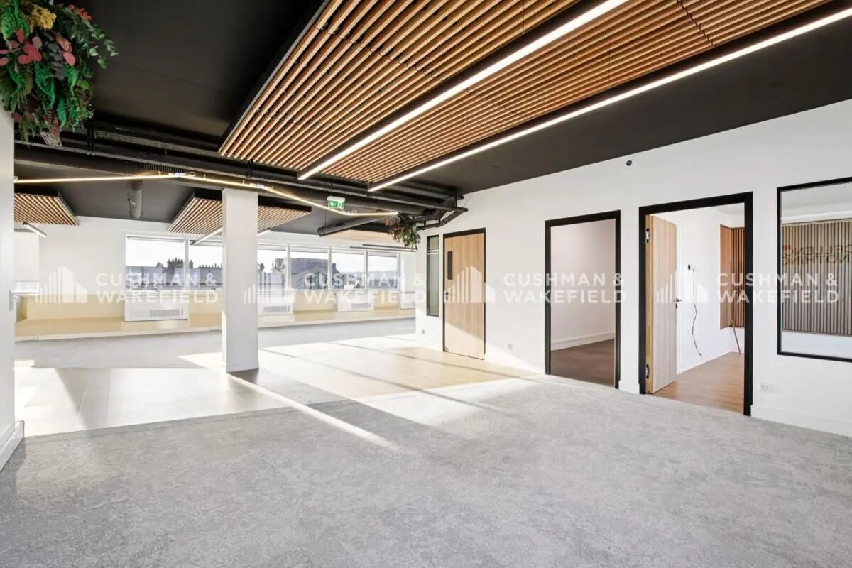 54-56 Avenue Du Général Leclerc, Boulogne-Billancourt to rent Interior Photo- Image 1 of 7