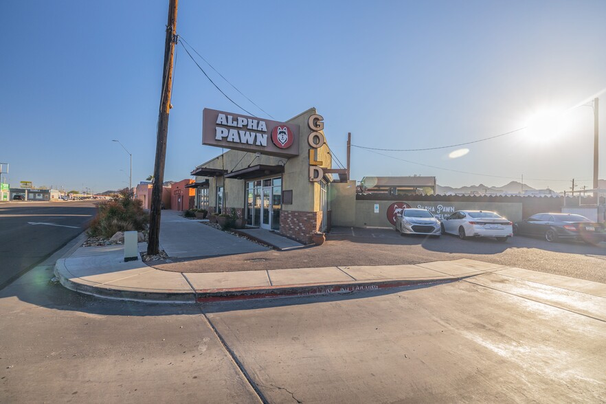 9017 N Cave Creek Rd, Phoenix, AZ for sale - Building Photo - Image 2 of 7