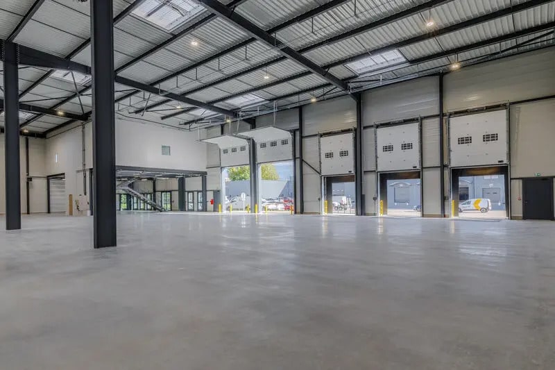 Light Industrial in Corbas to rent Building Photo- Image 1 of 19