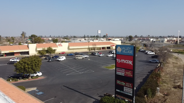 3412-3690 Ming Ave, Bakersfield, CA for rent - Building Photo - Image 1 of 5